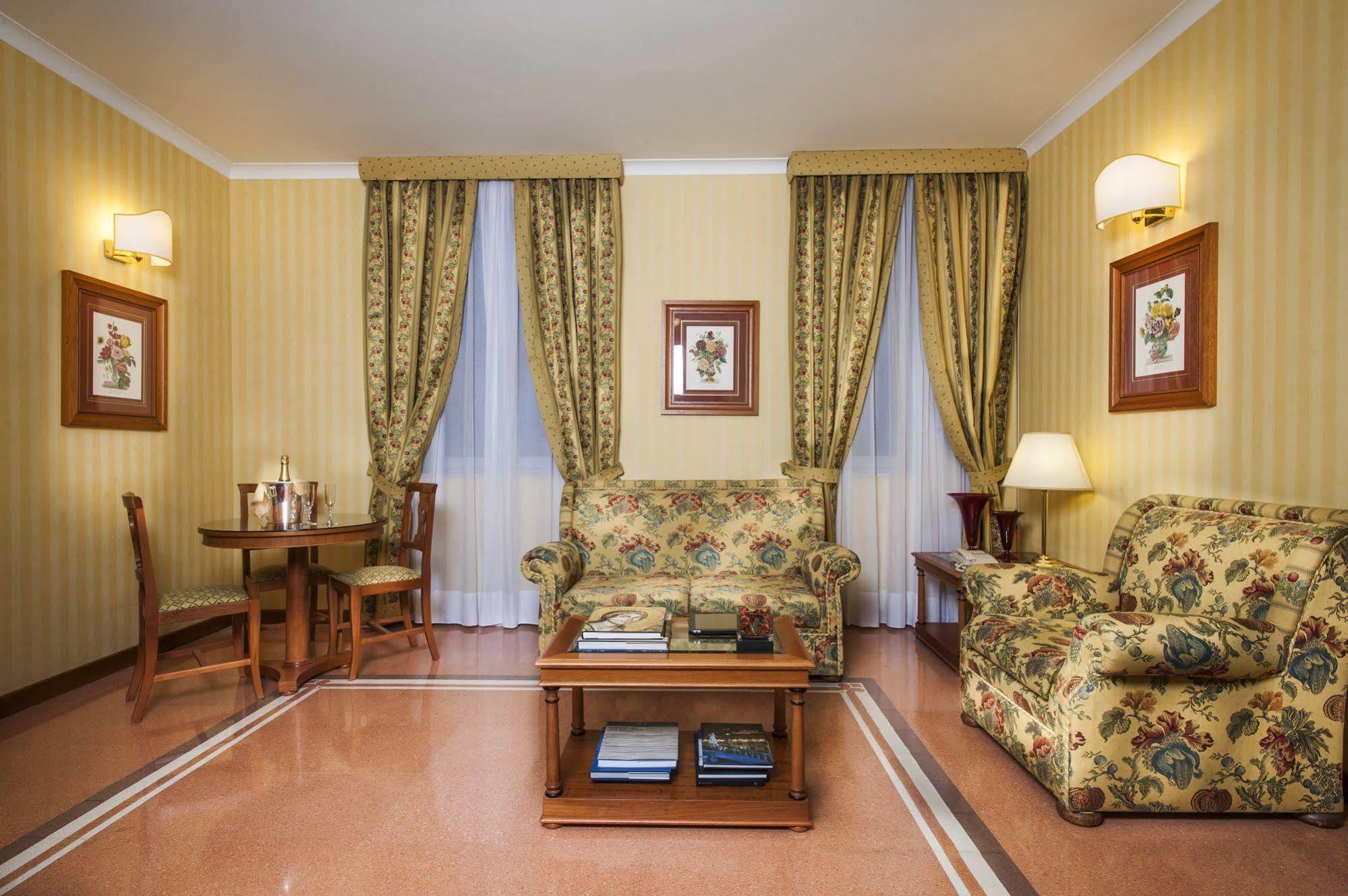 Hotel Residenza D'Aragona à Palerme Extérieur photo