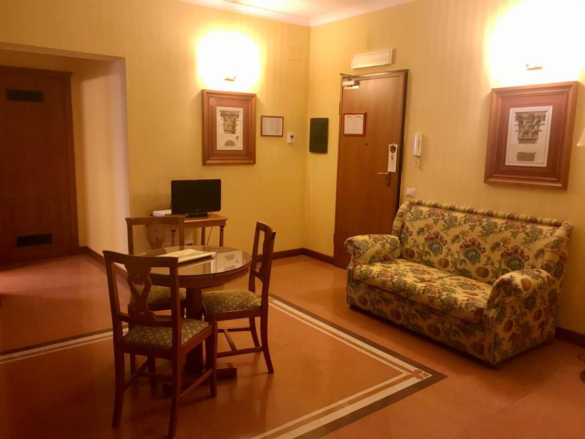 Hotel Residenza D'Aragona à Palerme Extérieur photo