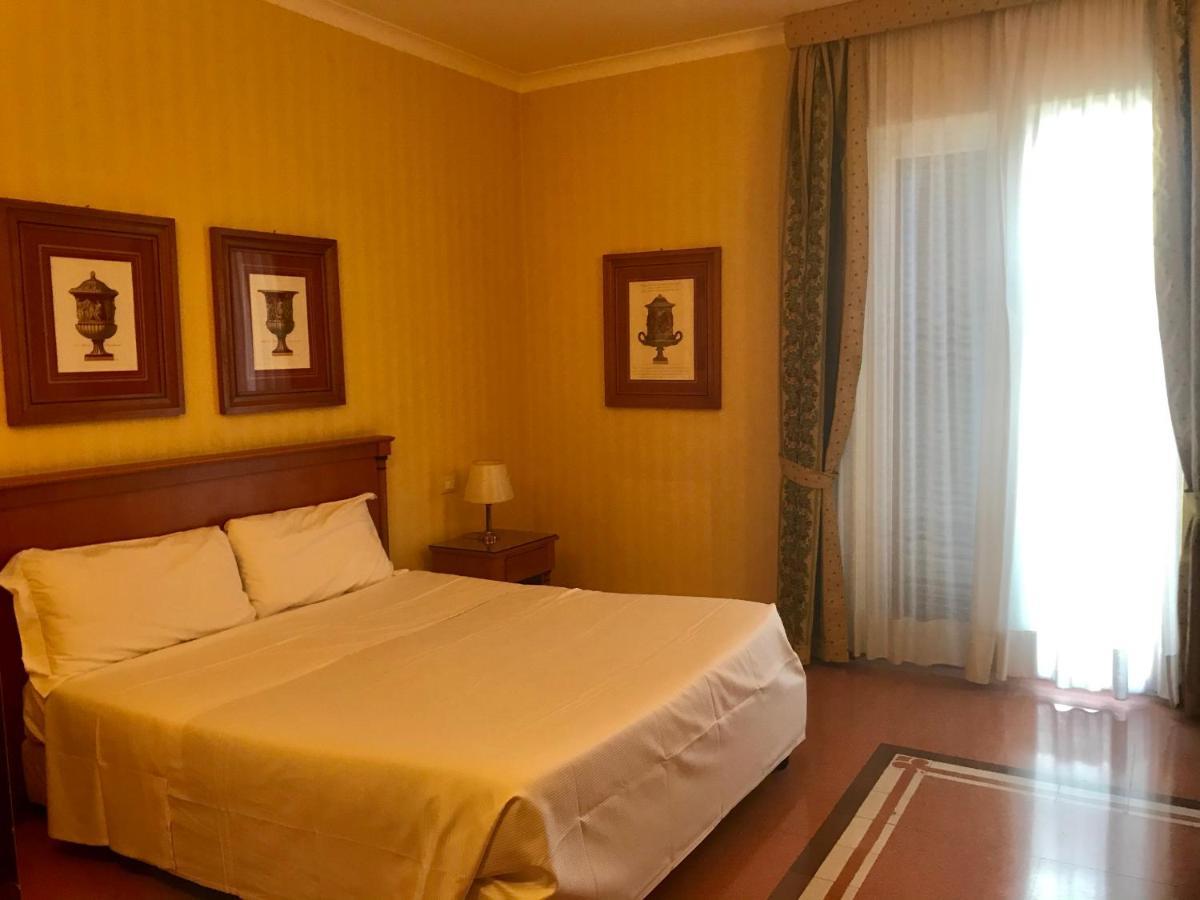 Hotel Residenza D'Aragona à Palerme Extérieur photo