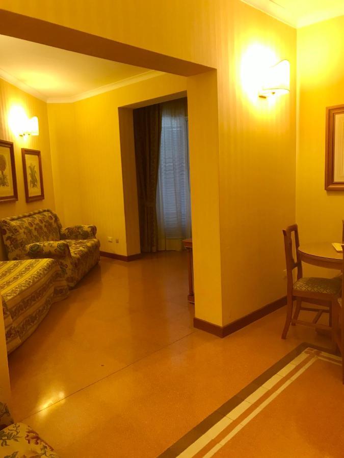 Hotel Residenza D'Aragona à Palerme Extérieur photo